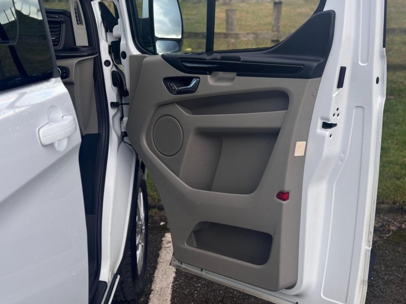 FORD TOURNEO CUSTOM