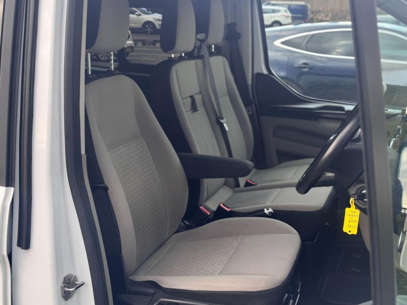 FORD TOURNEO CUSTOM