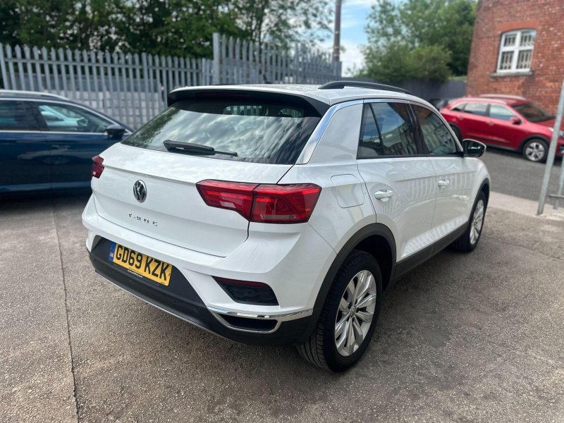 VOLKSWAGEN T-ROC
