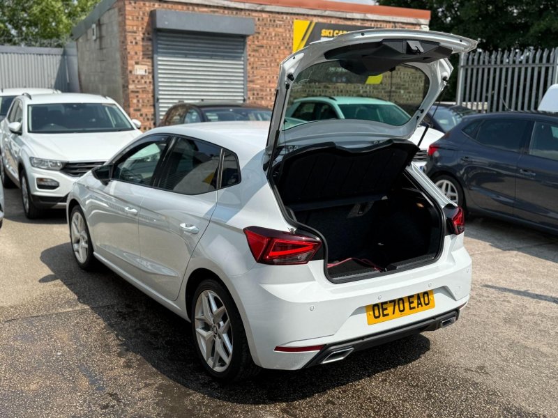 SEAT IBIZA