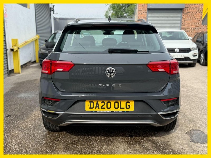 VOLKSWAGEN T-ROC