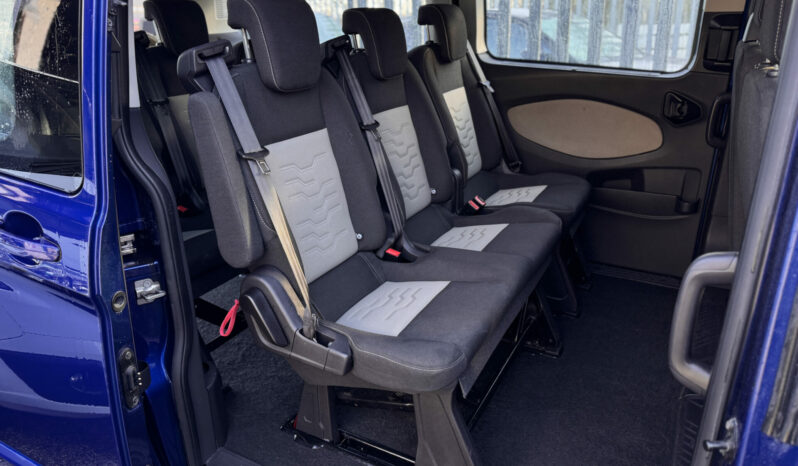 9 seats – 64 plate Ford Tourneo Titanium Custom 2.2 300 TDCi (s/s) 5dr full